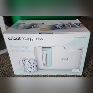 Cricut Mug Heat Press -NEW In Box